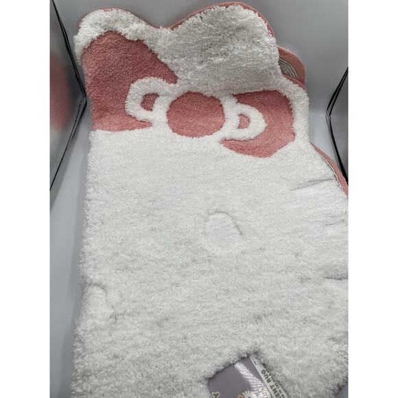 Hello Kitty Face With Bow White/Pink Room Rug 32.75in X 38in NEW With Tags - Picture 3 of 7